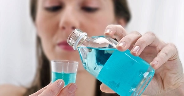 دهانشویه هیدروژن پراکسید